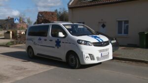 Ambulance (2)